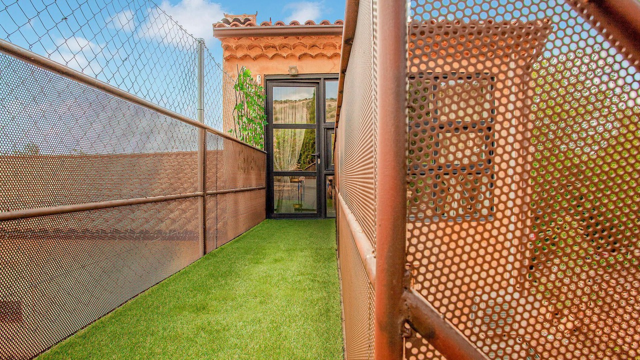 Photo of Outdoor in Imon