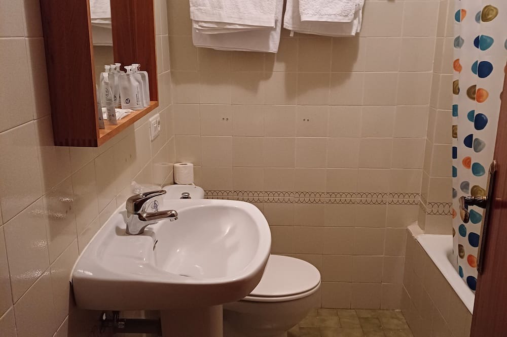 Photo of Bedroom in Hinojosa de Duero
