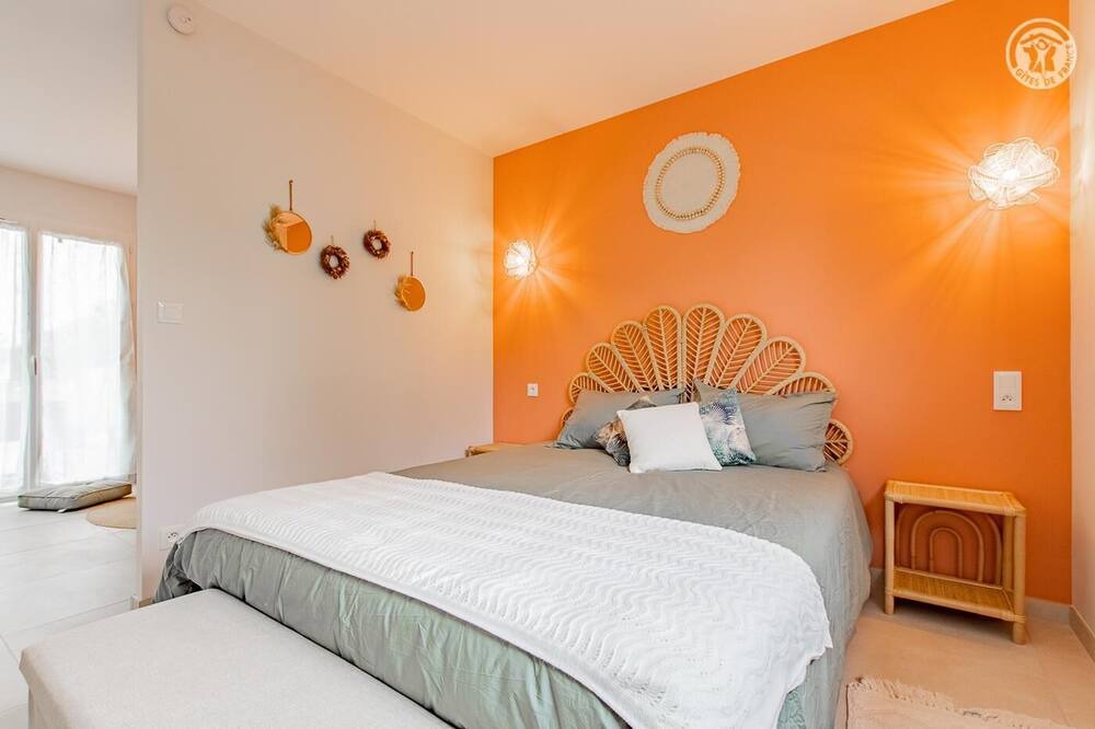 Photo of Bedroom in Cuisery