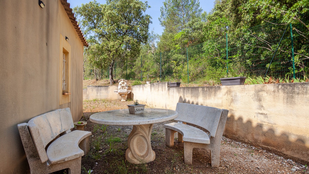 Photo of Outdoor in Peyrolles-en-Provence