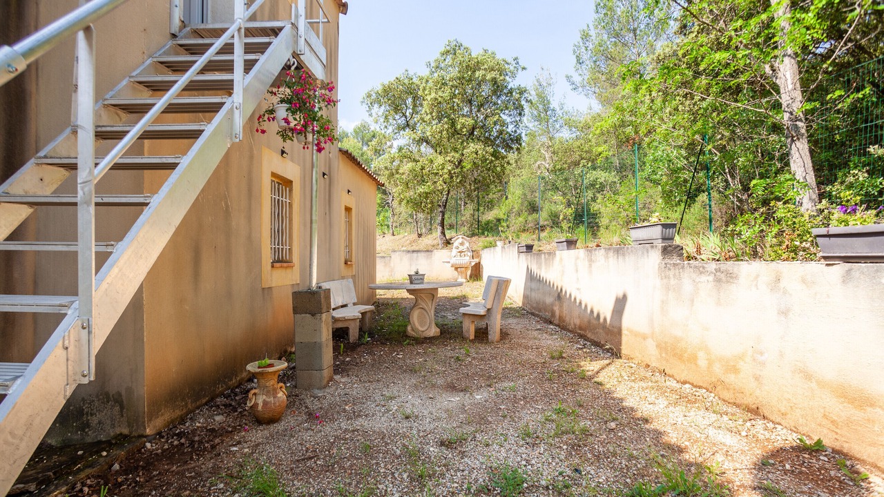 Photo of Outdoor in Peyrolles-en-Provence
