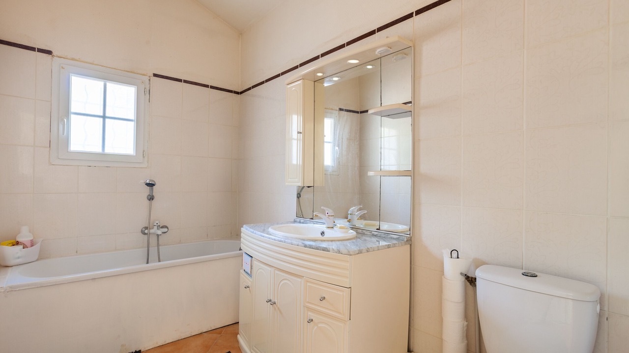 Photo of Bathroom in Peyrolles-en-Provence
