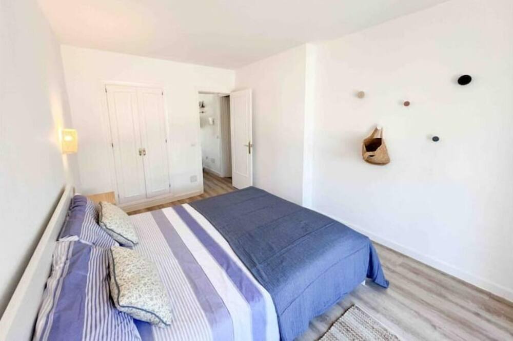 Photo of Bedroom in Cala en Blanes