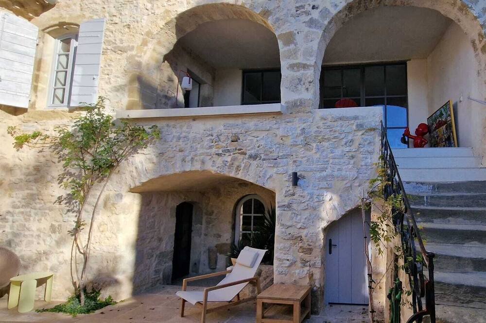 Photo of Outdoor in Arpaillargues-et-Aureillac