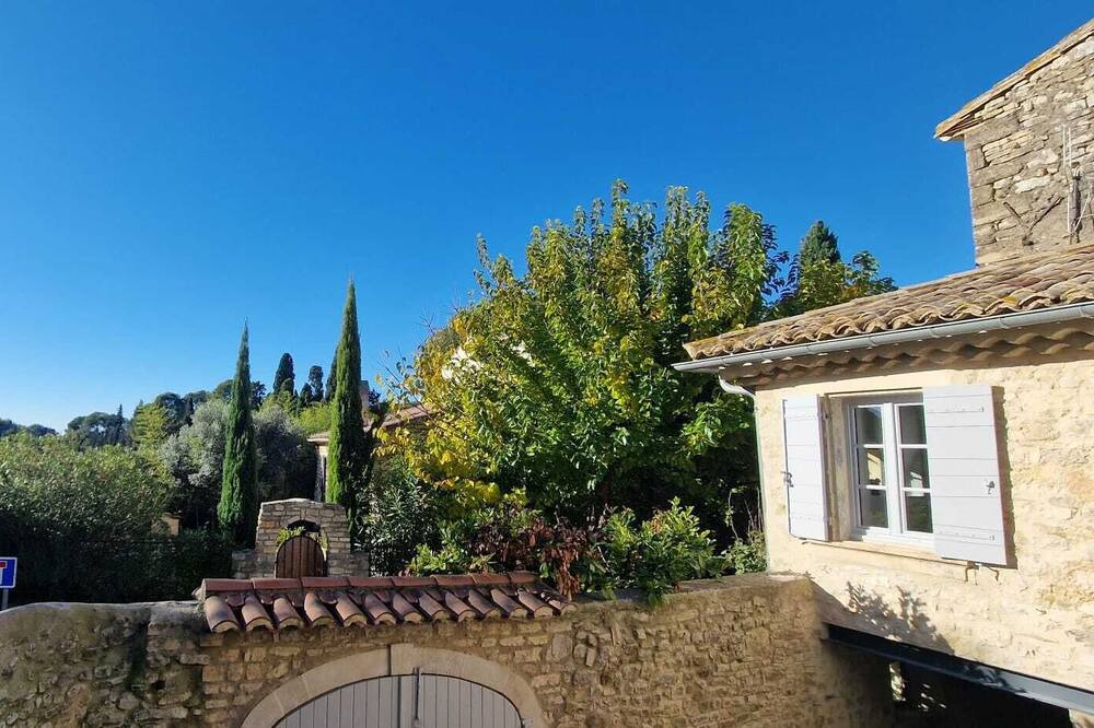 Photo of Outdoor in Arpaillargues-et-Aureillac