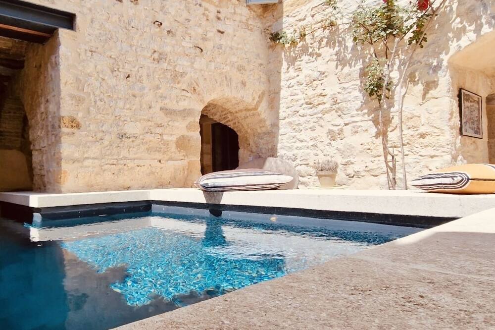 Photo of Outdoor in Arpaillargues-et-Aureillac