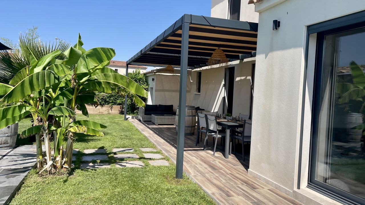 Photo of Outdoor in Saint-Martin-de-Crau
