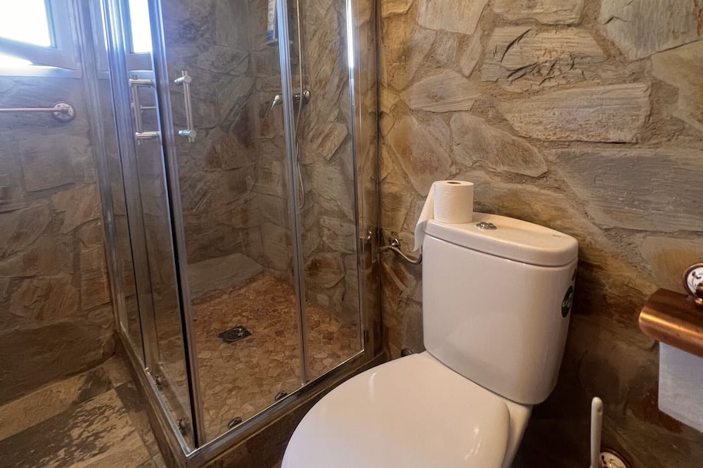 Photo of Bathroom in El Real de la Jara