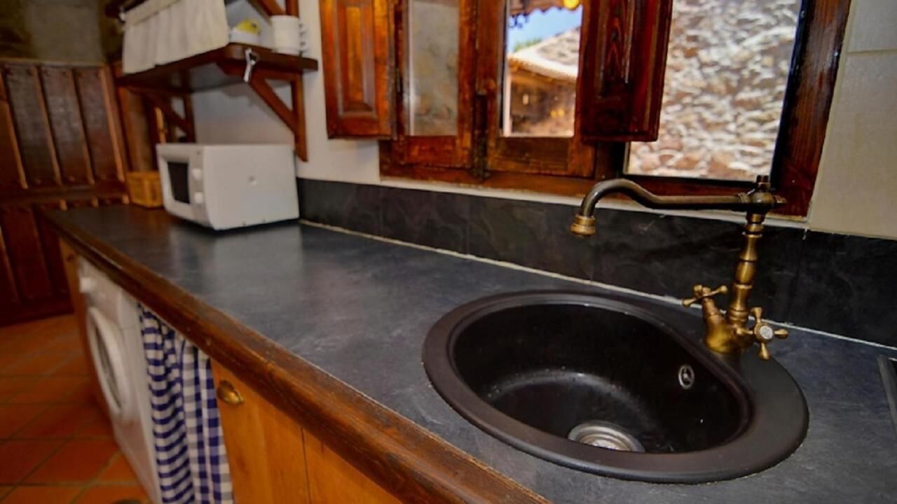 Photo of Kitchen in Neila de San Miguel