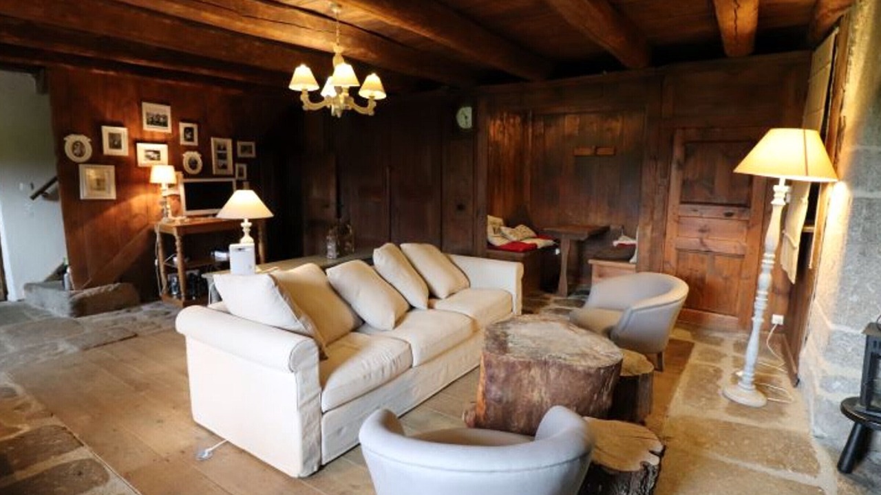 Photo of Livingroom in Saint-Remy-de-Chaudes-Aigues