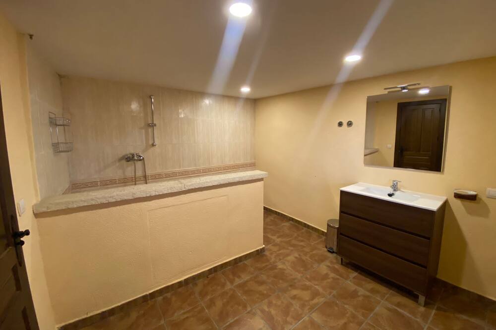 Photo of Bathroom in Mozoncillo