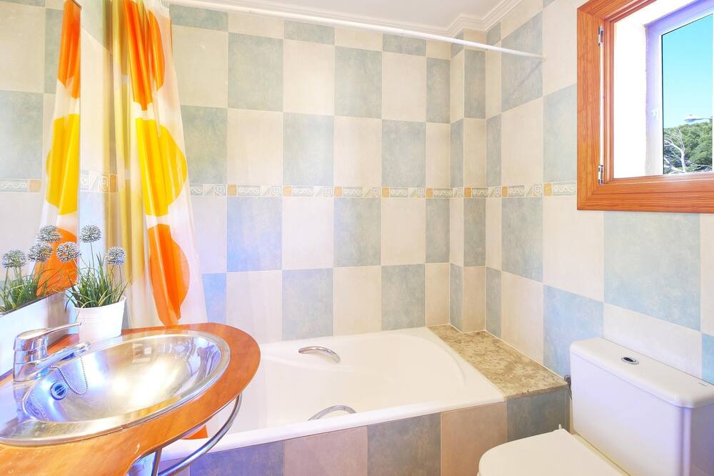 Photo of Bathroom in Cala Mesquida