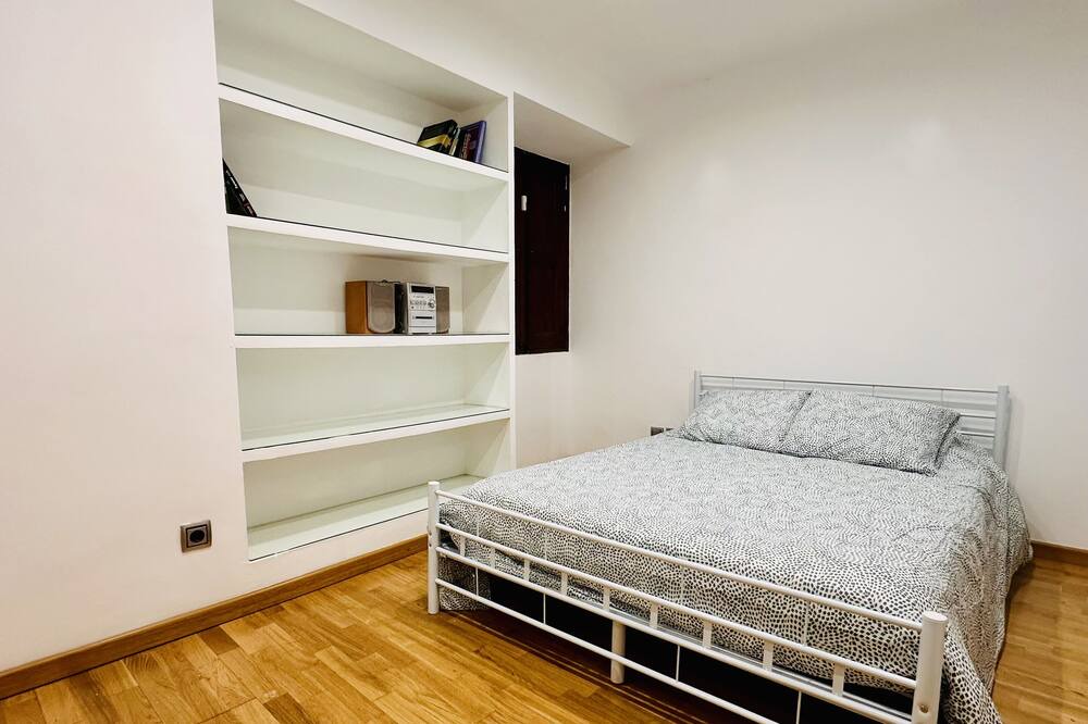 Photo of Bedroom in La Llotja-Born