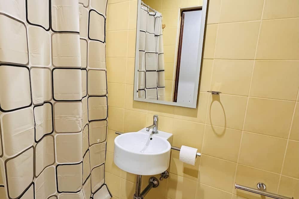 Photo of Bathroom in La Llotja-Born