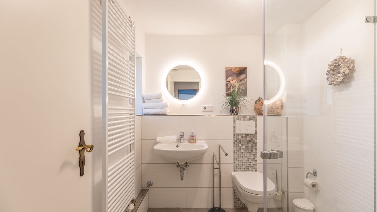 Photo of Bathroom in Emmelsbuell-Horsbuell