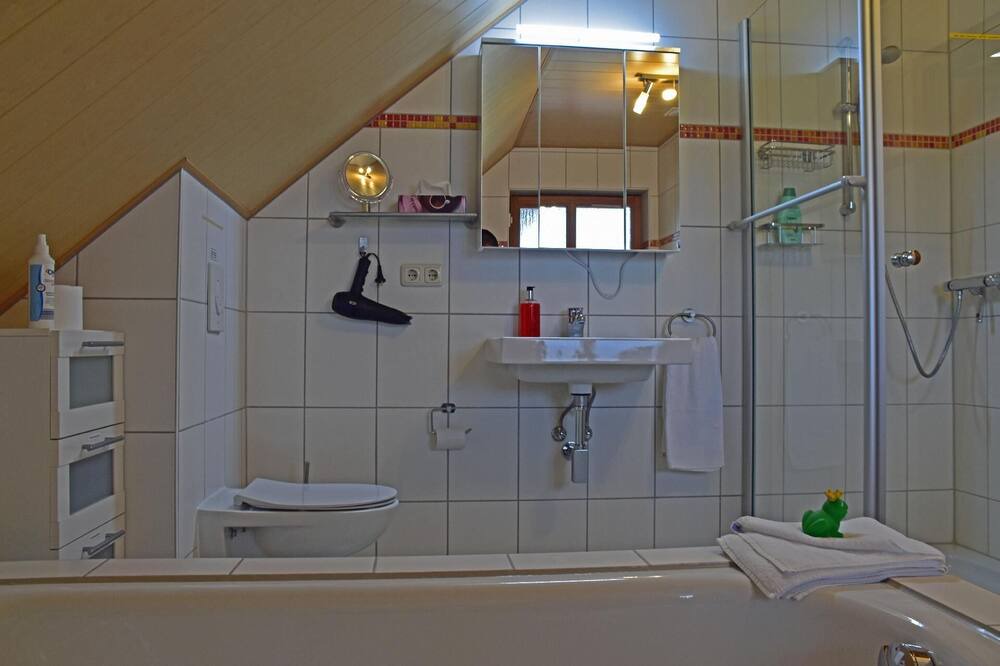 Photo of Bathroom in Uchte