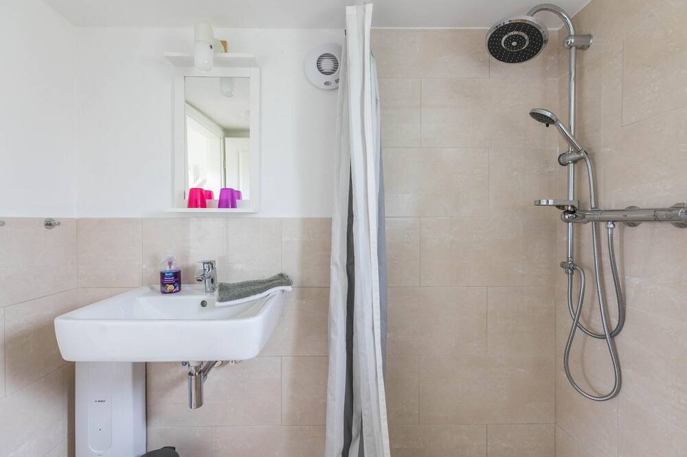 Photo of Bathroom in Hillgroven