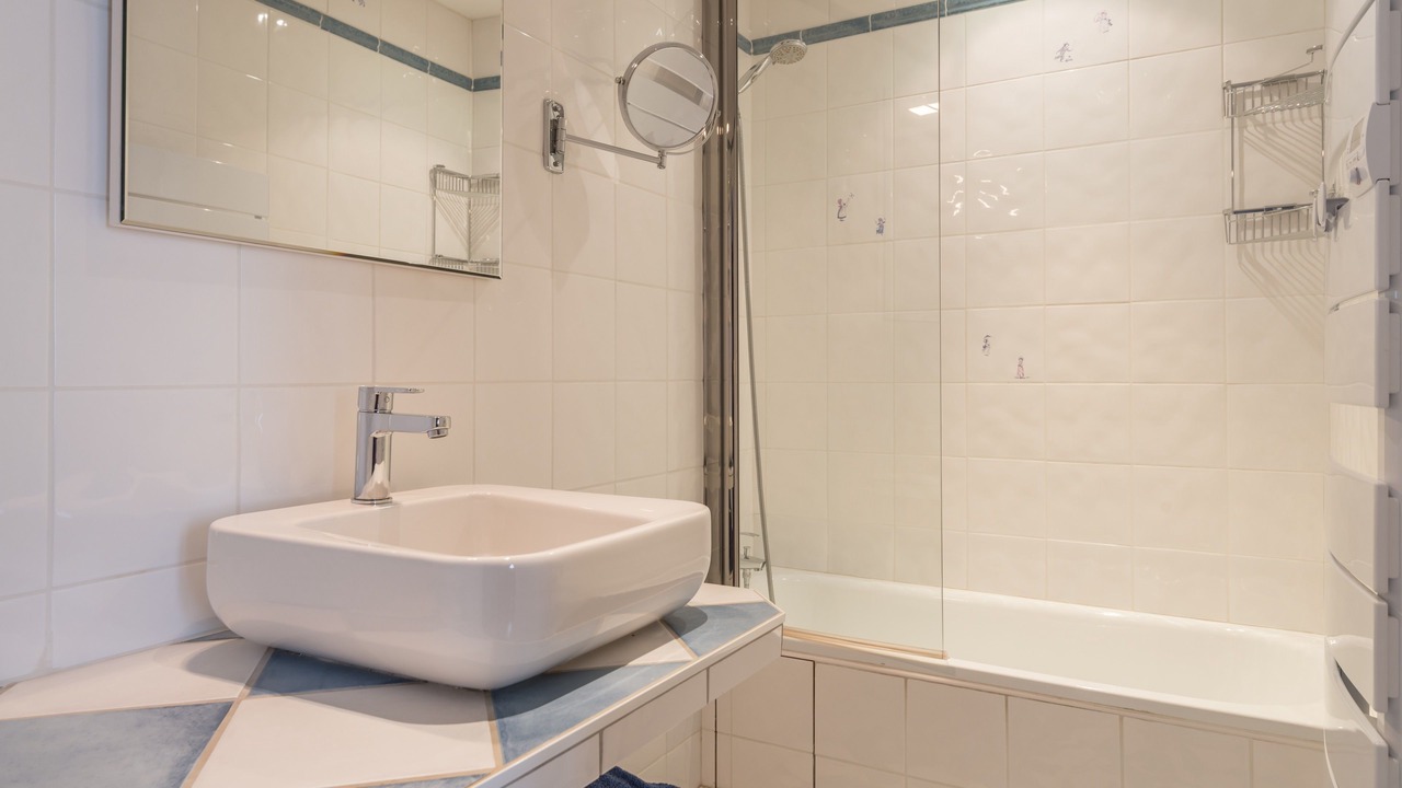 Photo of Bathroom in Cauterets