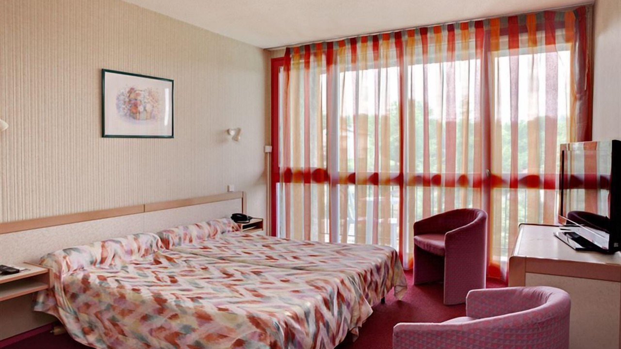 Photo of Bedroom in Lacapelle-Viescamp