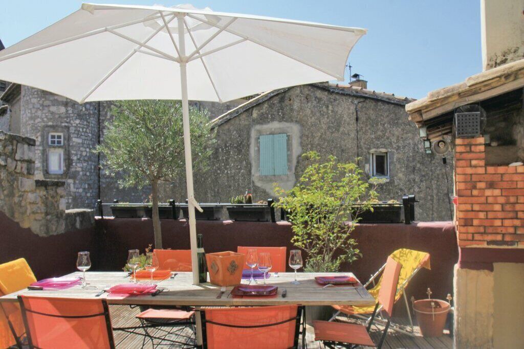 Photo of Outdoor in La Garde-Adhemar