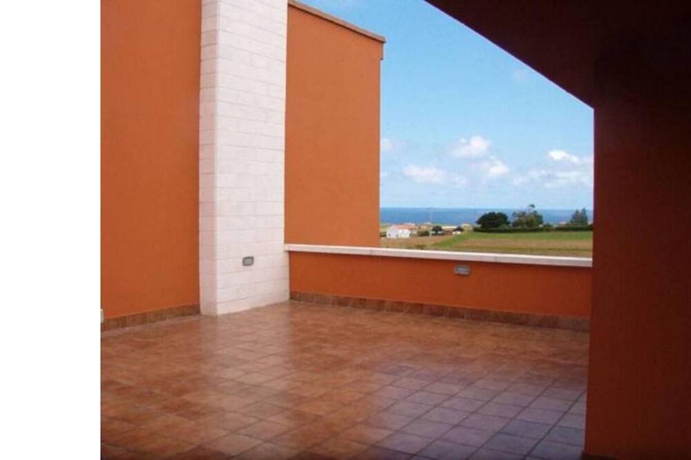 Photo of Patio Balcony in Liencres