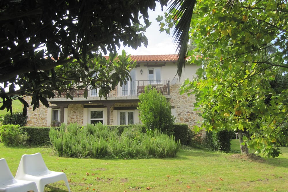 Photo of Outdoor in Beranga