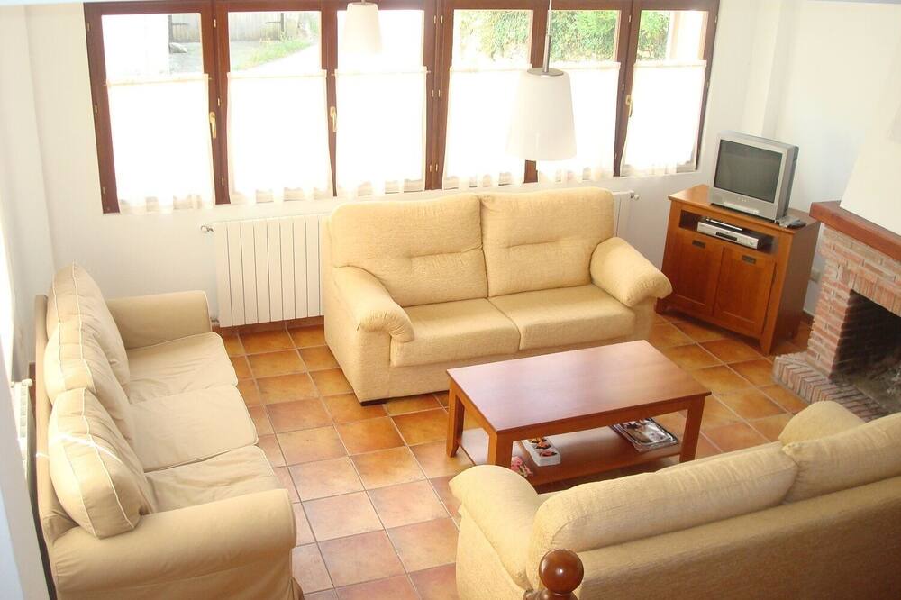 Photo of Livingroom in Pesues