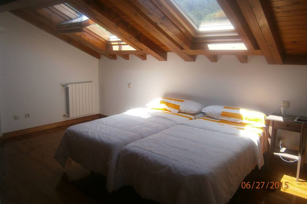 Photo of Bedroom in Pesues