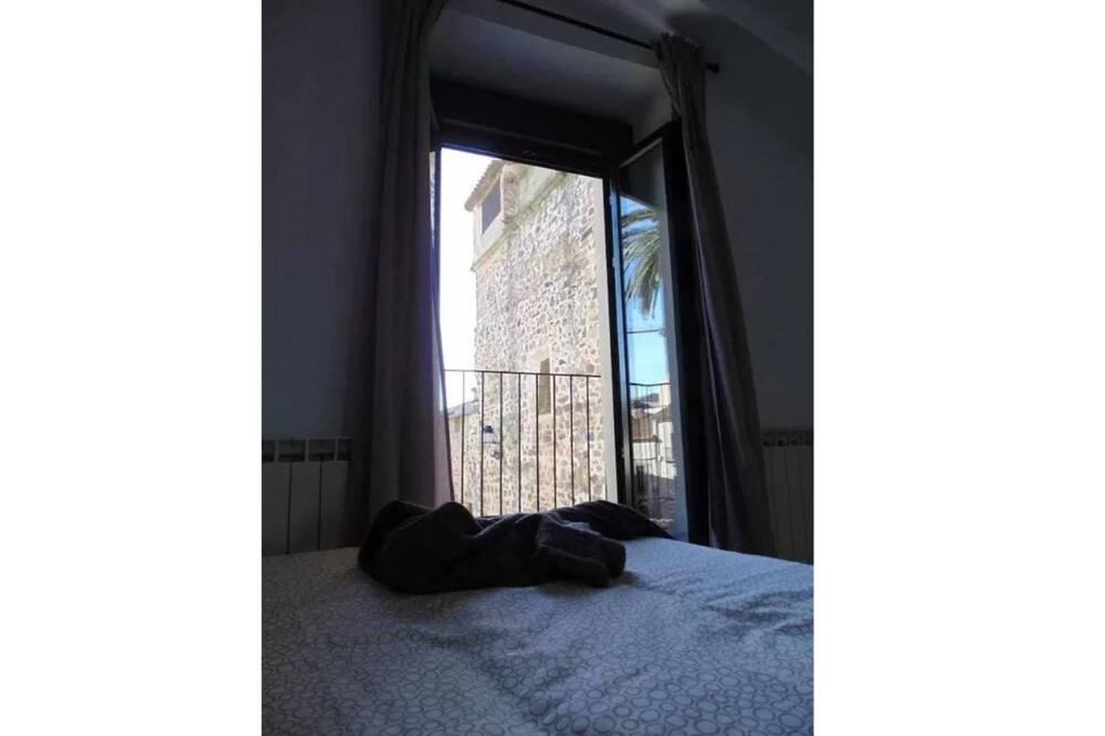 Photo of Bedroom in Caceres Old Town