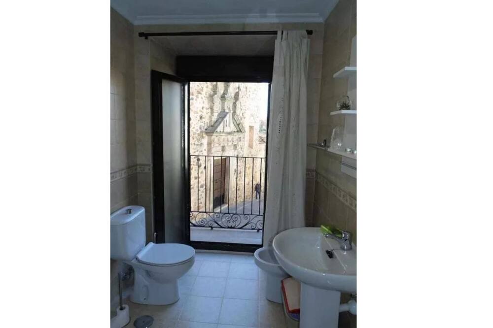Photo of Bathroom in Caceres Old Town