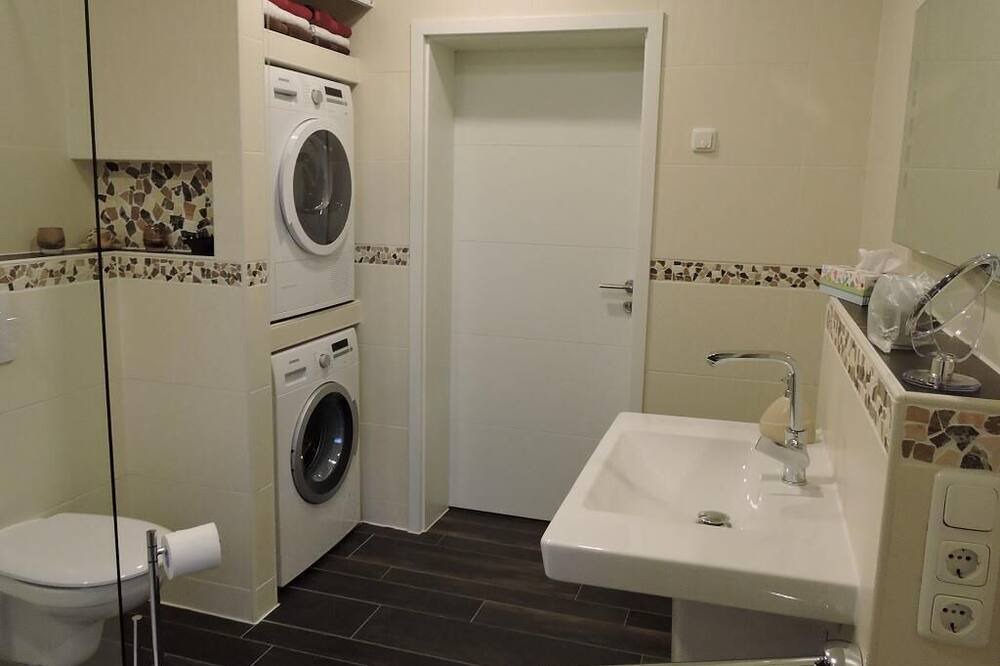Photo of Bathroom in Lohhof