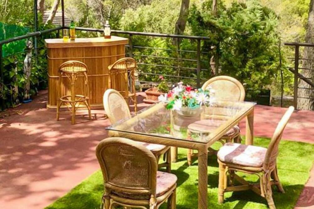 Photo of Patio Balcony in Albalate de Zorita