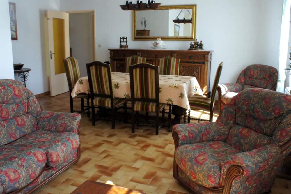Photo of Livingroom in Plan-d'Orgon