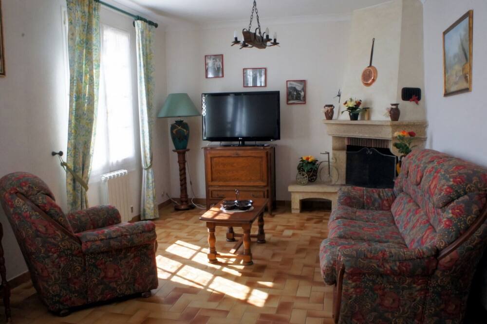 Photo of Livingroom in Plan-d'Orgon