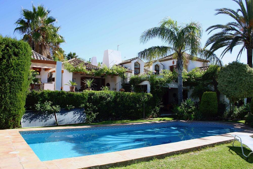 Photo of Outdoor in Urbanizacion Puerto de Estepona
