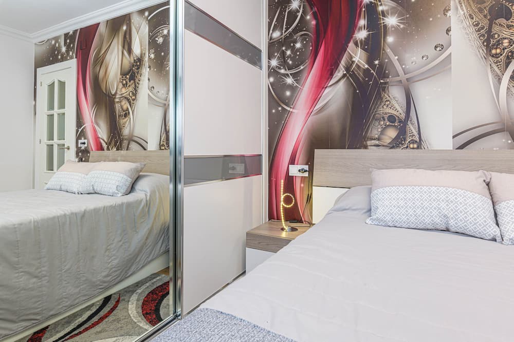 Photo of Bedroom in Explanada de la Estacion