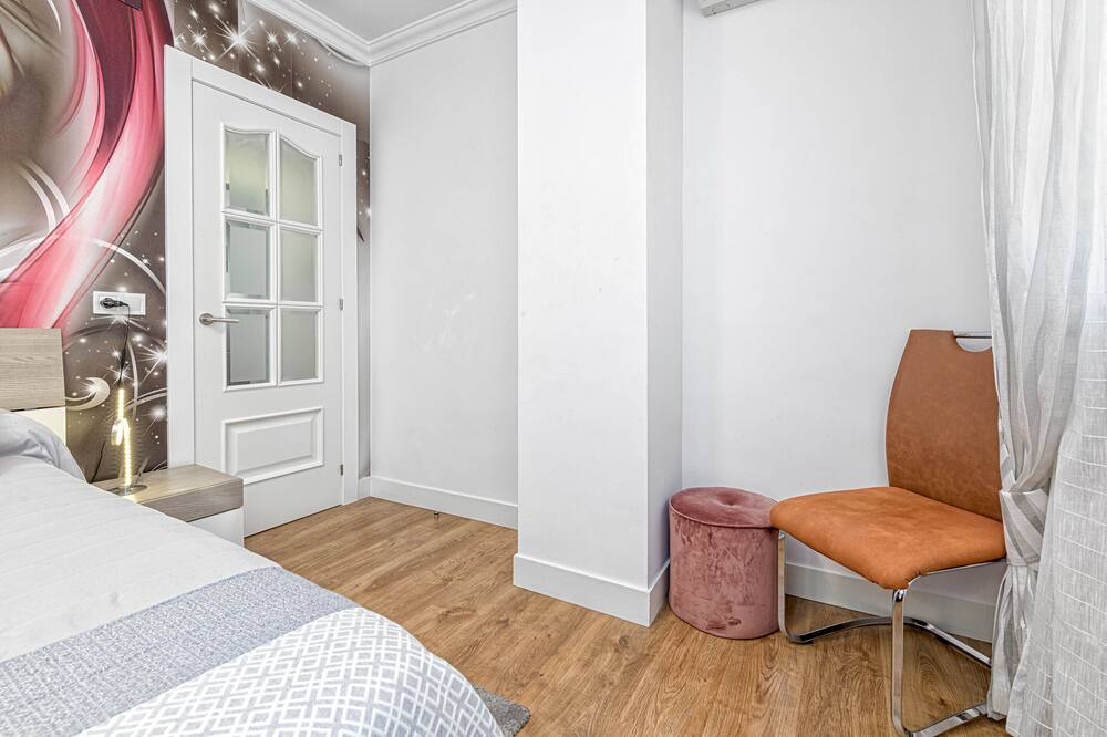Photo of Bedroom in Explanada de la Estacion