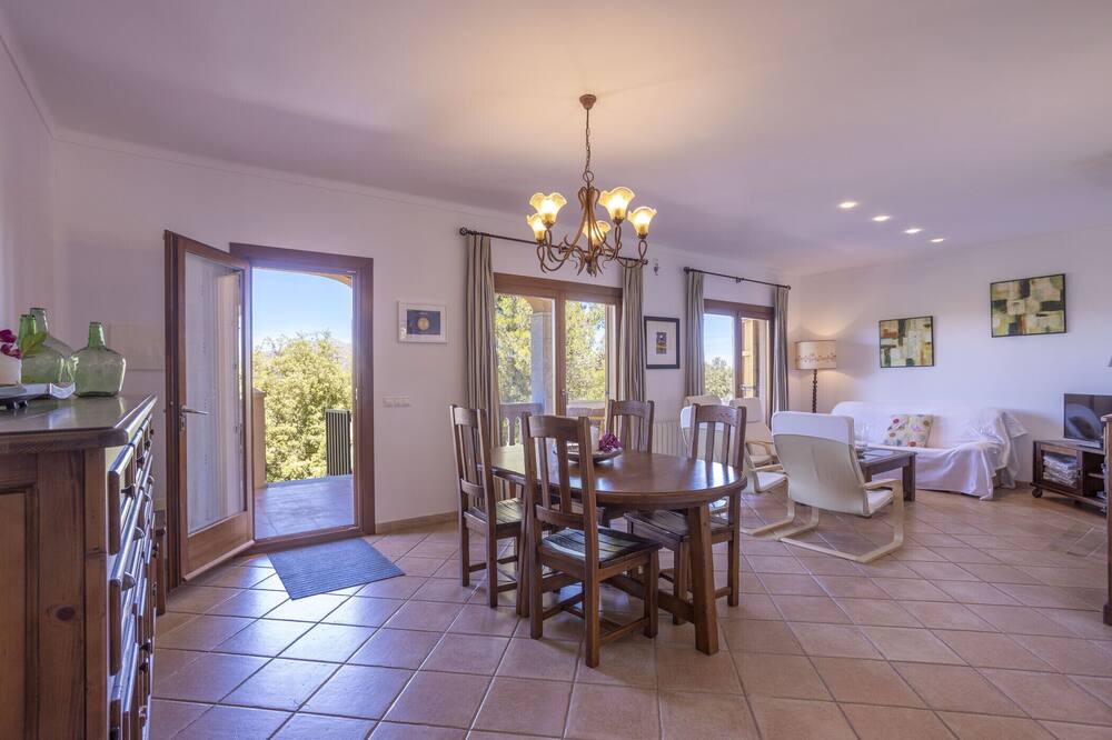 Photo of Livingroom in Escorca