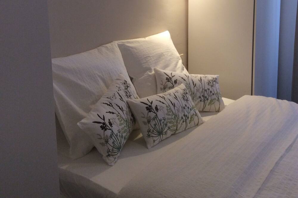 Photo of Bedroom in Ganges