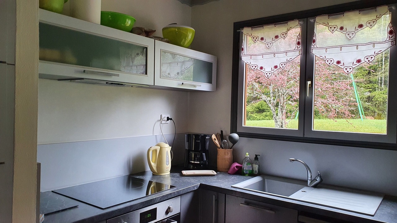 Photo of Kitchen in Le Poizat-Lalleyriat