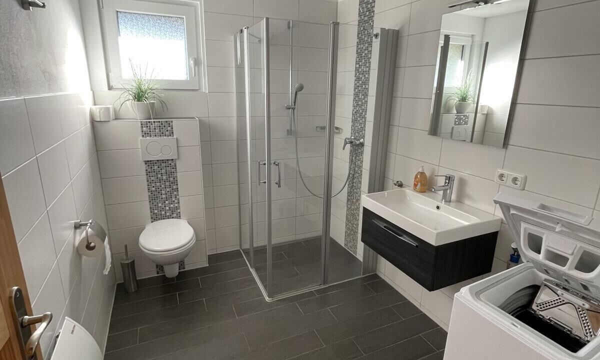 Photo of Bathroom in Damp