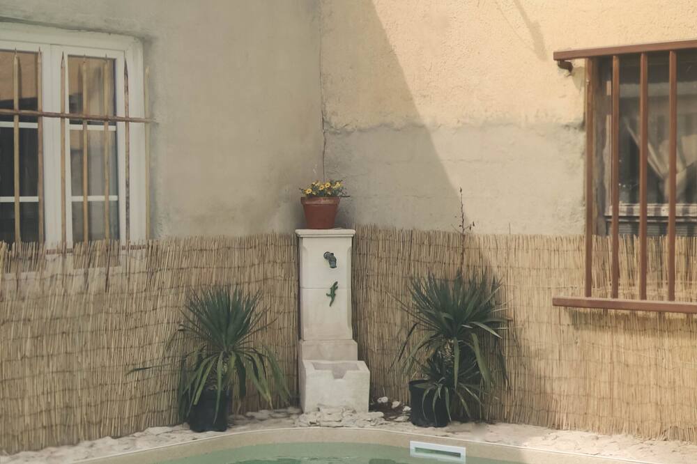 Photo of Outdoor in Plan-d'Orgon