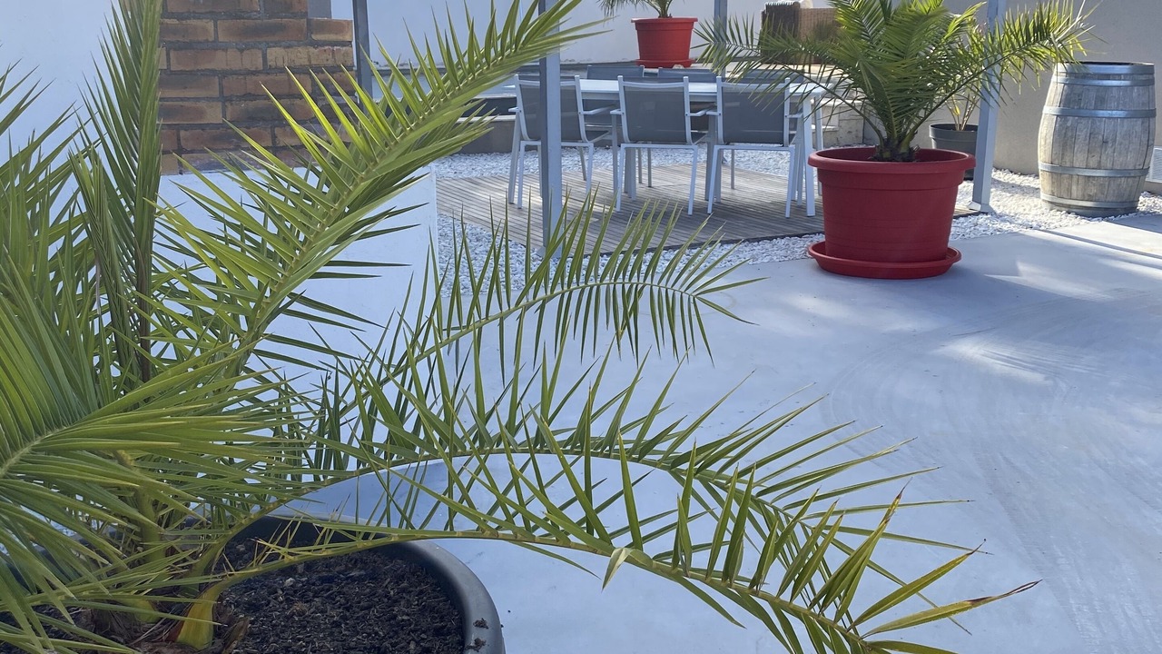 Photo of Outdoor in Jonquieres-Saint-Vincent