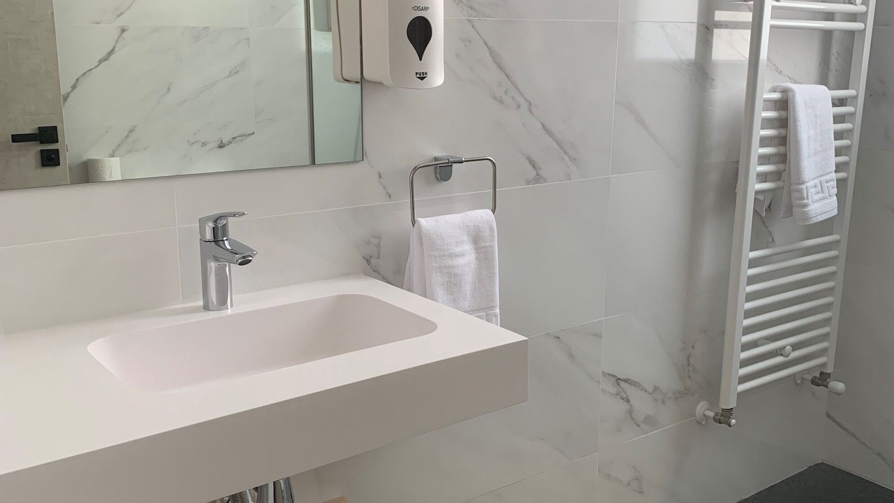 Photo of Bathroom in Lobon