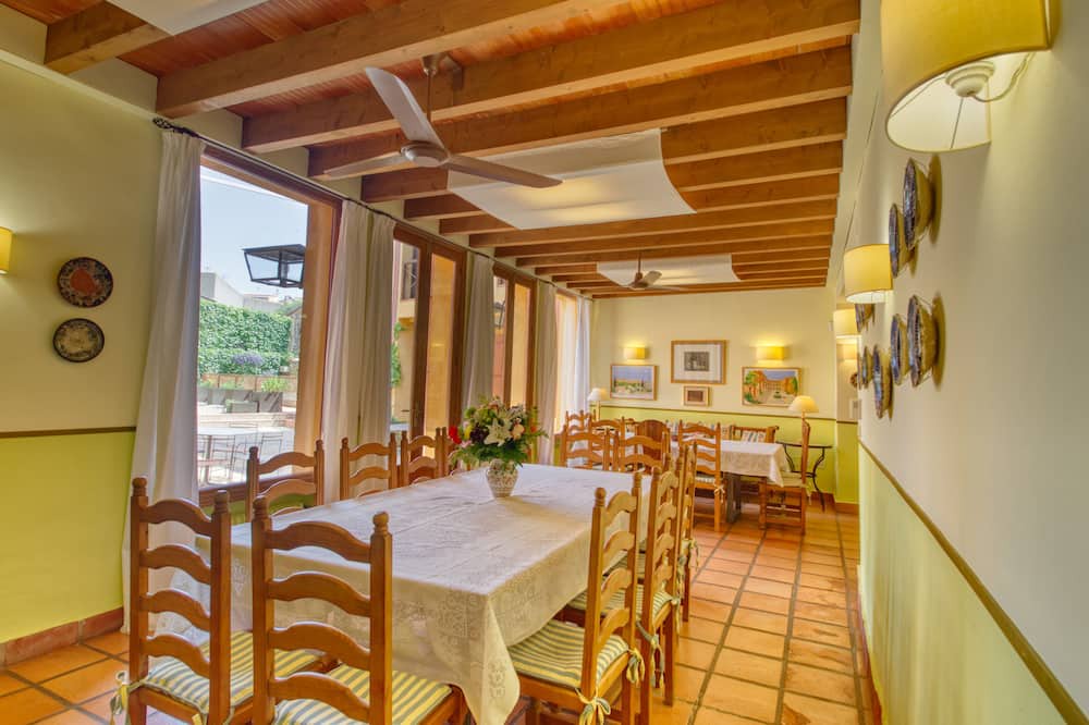 Photo of Kitchen in Valdeverdeja
