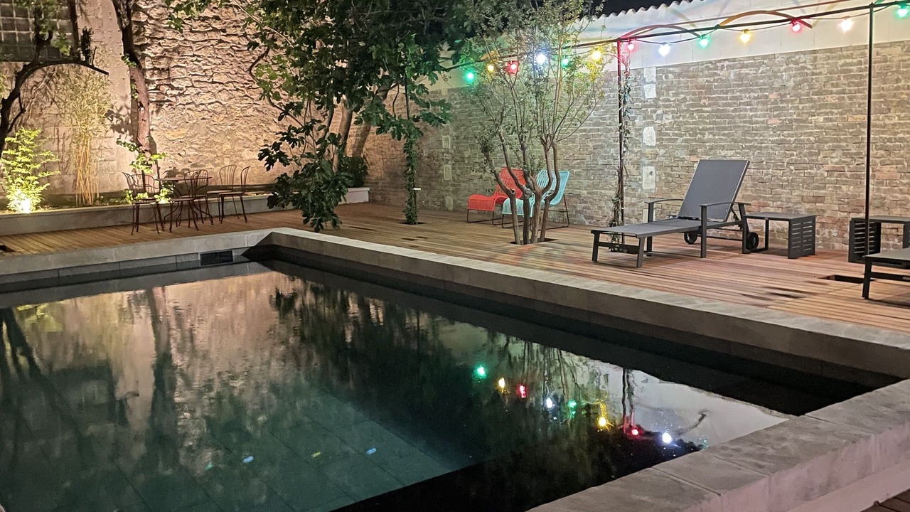 Photo of Outdoor in Avignon City Centre