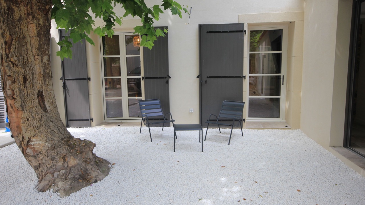 Photo of Outdoor in Avignon City Centre
