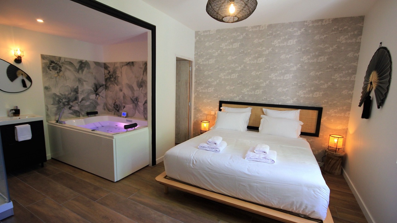 Photo of Bedroom in Avignon City Centre