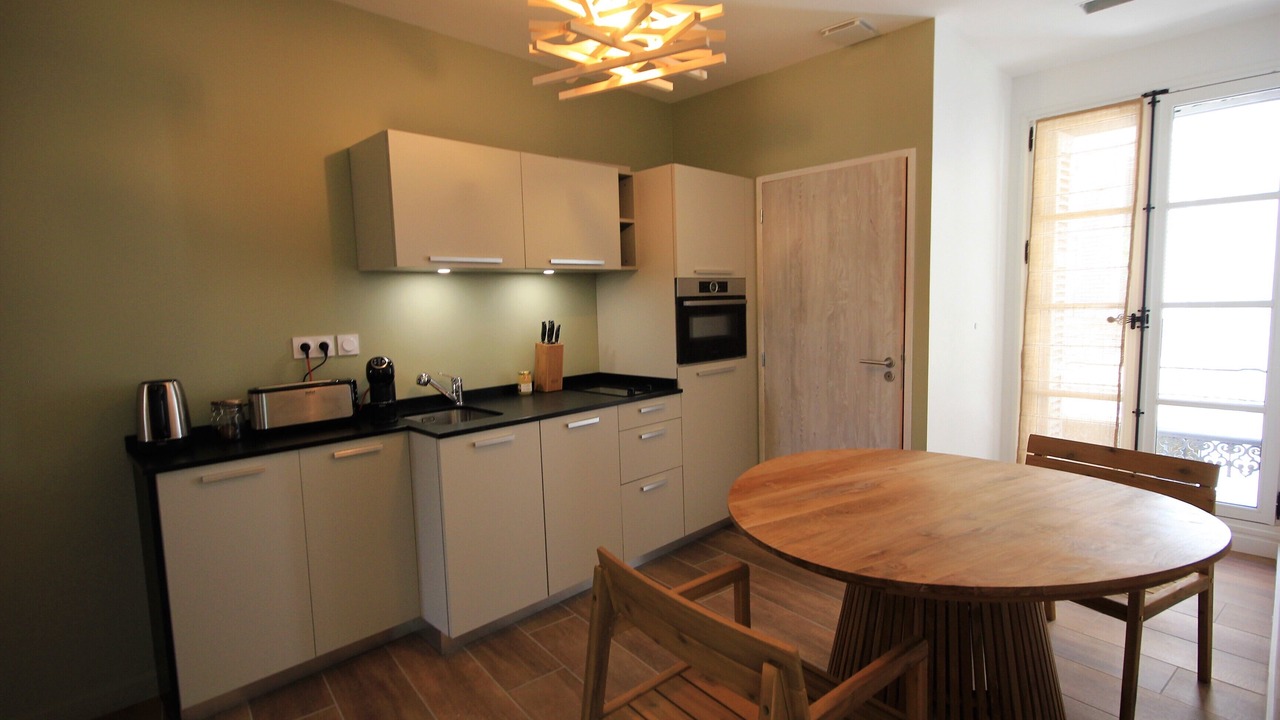 Photo of Bedroom in Avignon City Centre
