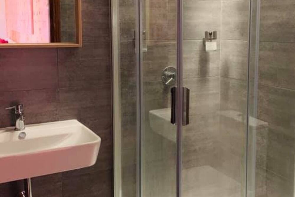 Photo of Bathroom in A Caniza